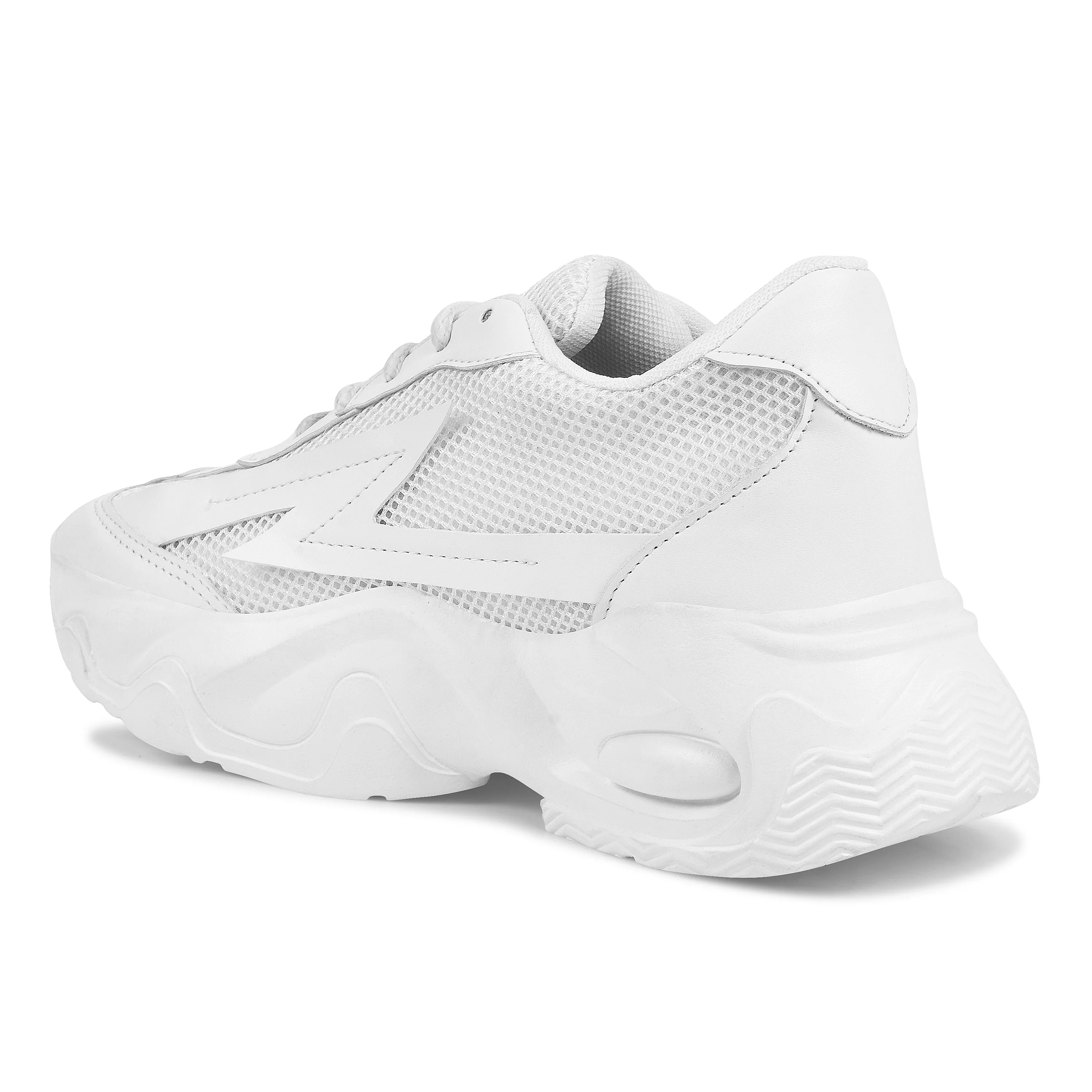 Chunky sole mesh sneakers with bold design - Image 17