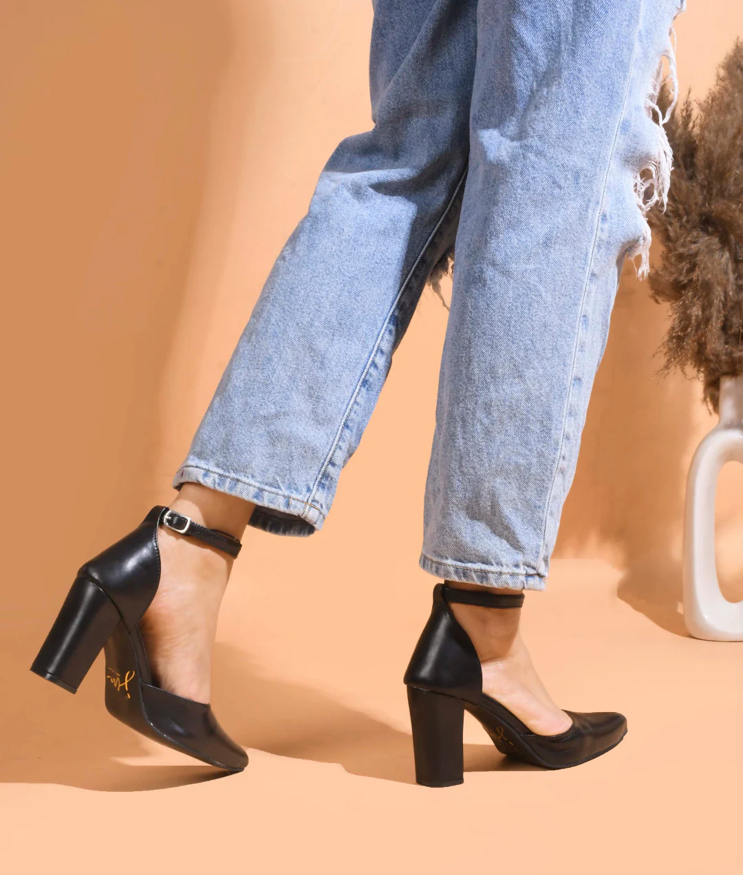Jm Looks Women's Pointed Toe Block Heel Pumps - Image 2