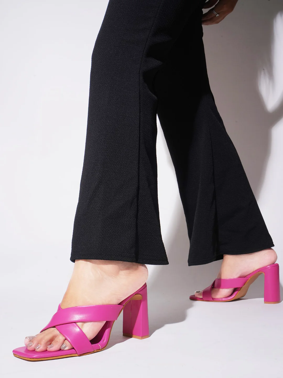 JM Looks Criss-Cross Block Heeled Sandals - Image 22